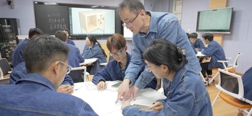 陈竹 躬耕职业教育 培养更多 能工巧匠